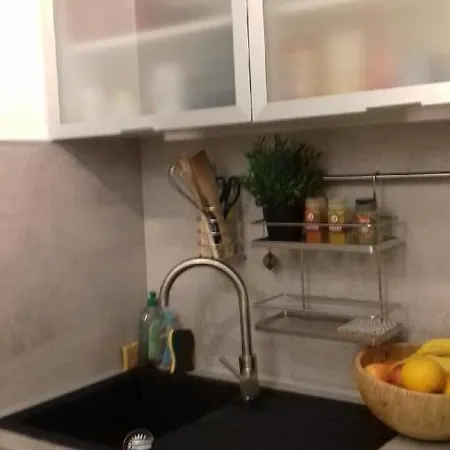 Charmant Studio à Avec Parking Privatif *